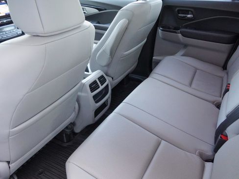 Used 2020 Honda Ridgeline RTL-E image 34