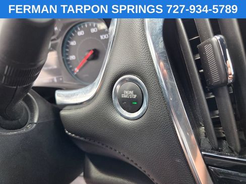 Used 2023 Chevrolet Traverse LT FWD image 32