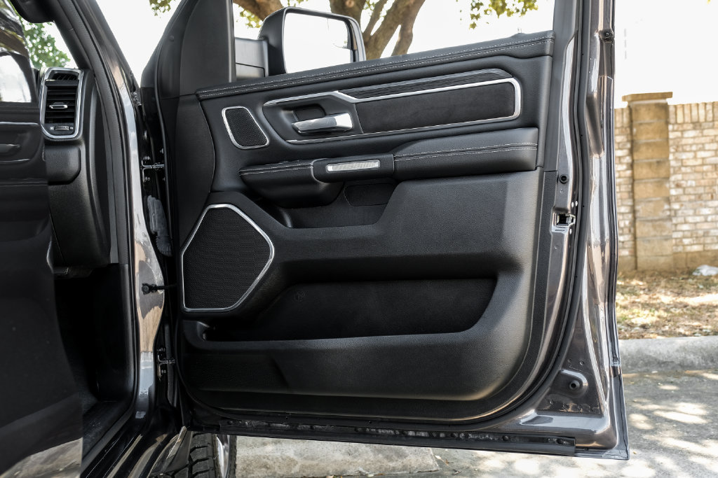 Used 2023 RAM 1500 Laramie AWD/4WD image 62