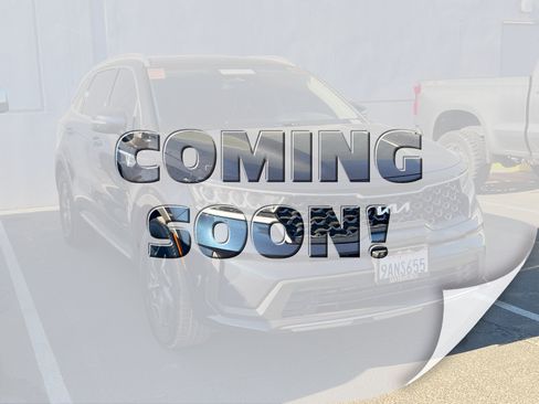 Used 2022 Kia Sorento S FWD image 1