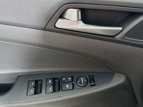 Used 2021 Hyundai Tucson SEL w/ Cargo Package image 12