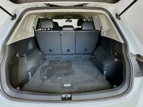 Used 2021 Volkswagen Tiguan S image 25