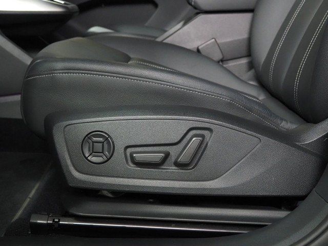 Used 2023 Audi Q4 e-tron Premium Plus w/ Premium Plus RWD image 60