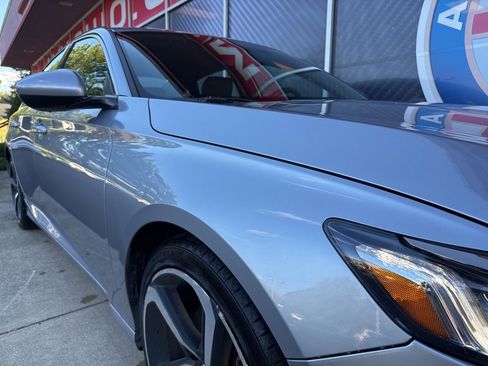 Used 2019 Honda Accord Sport image 3