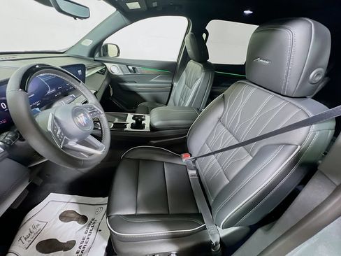 New 2026 Buick Enclave Avenir w/ Super Cruise Package AWD/4WD image 15