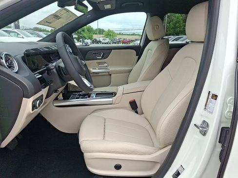 New 2026 Mercedes-Benz GLA 250 4MATIC image 8