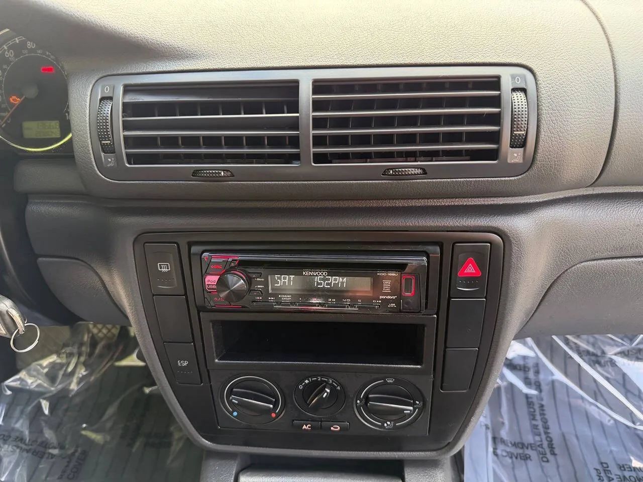 Used 2005 Volkswagen Passat GL FWD image 43