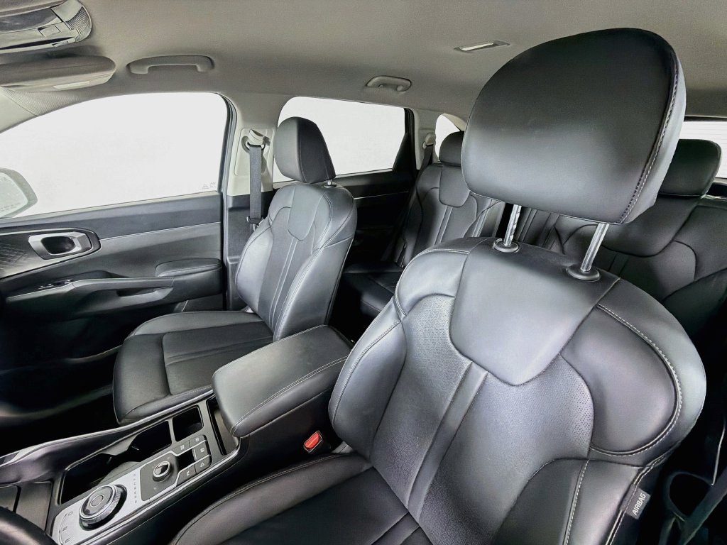 Certified 2023 Kia Sorento EX AWD/4WD image 21