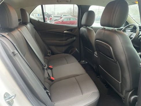 Used 2022 Buick Encore GX Preferred image 14
