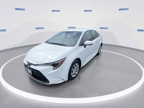 Used 2023 Toyota Corolla LE image 4