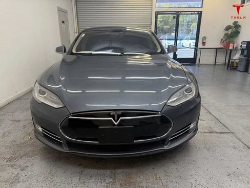 Used 2014 Tesla Model S P85 RWD image 3
