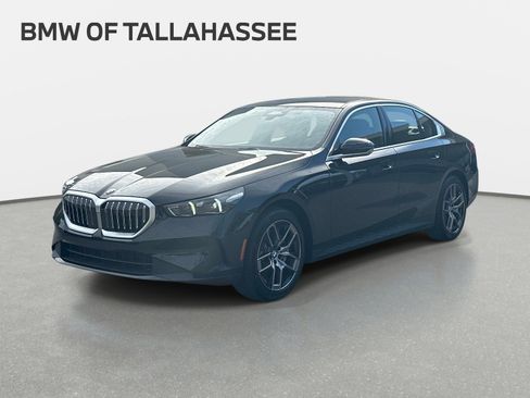 New 2026 BMW 530i w/ Premium Package RWD image 1