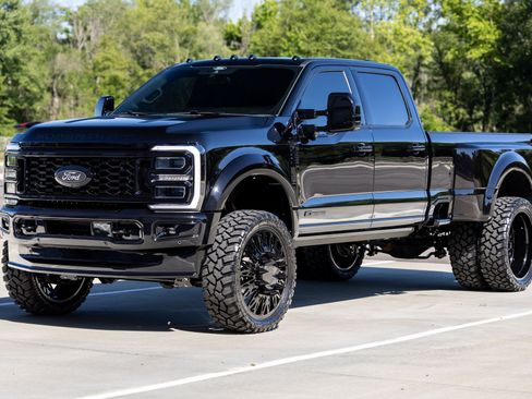 Used 2025 Ford F450 Platinum AWD/4WD image 29