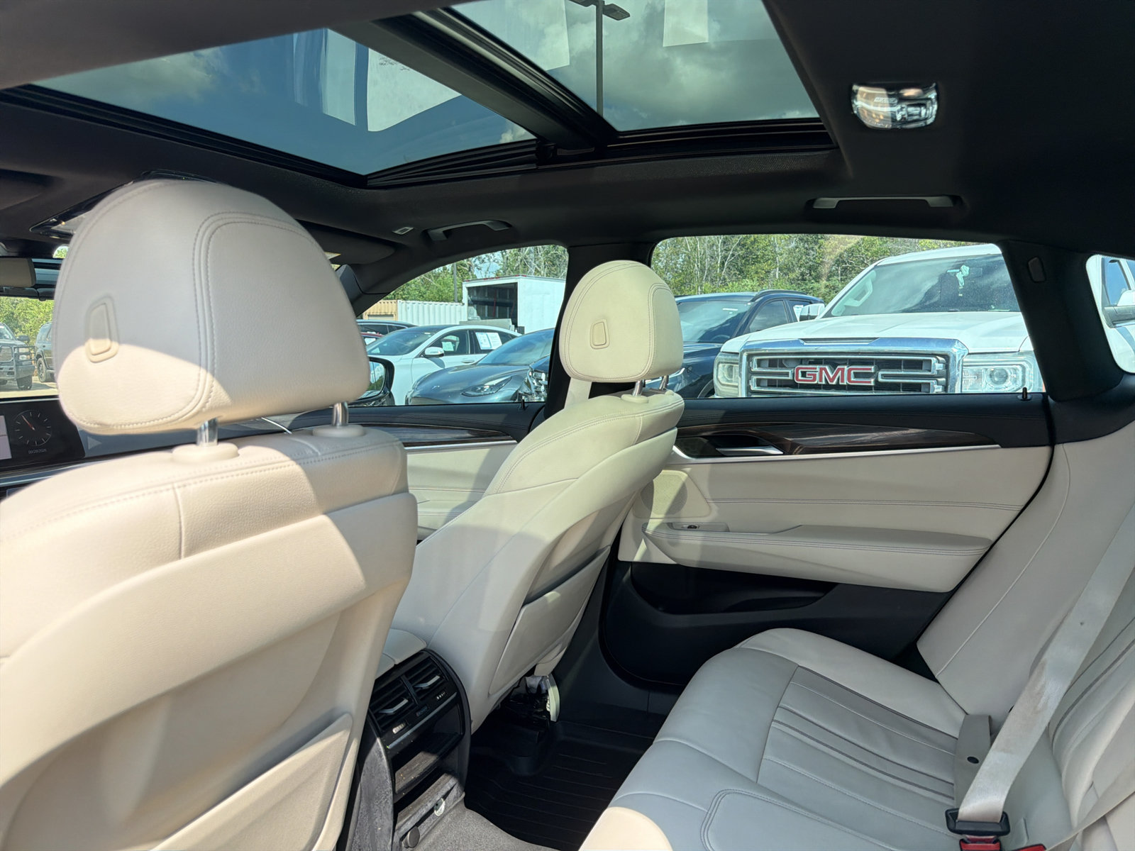 Used 2019 BMW 640i Gran Turismo xDrive w/ Premium Package AWD/4WD image 17