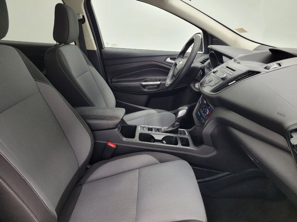 Used 2018 Ford Escape SE FWD image 21