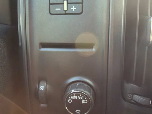 Used 2018 Chevrolet Silverado 1500 LS w/ Trailering Package AWD/4WD image 13
