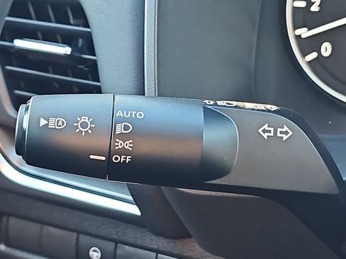 New 2026 Nissan Rogue SV FWD image 30