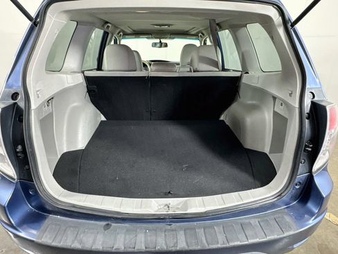 Used 2013 Subaru Forester 2.5X Premium AWD/4WD image 29