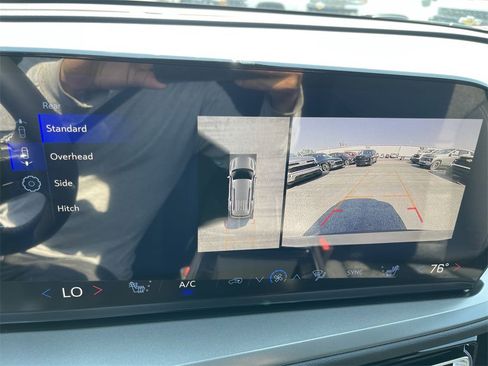 New 2026 Chevrolet Traverse LT w/ Driver Confidence Package image 17