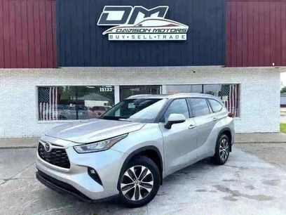 Used 2021 Toyota Highlander XLE
