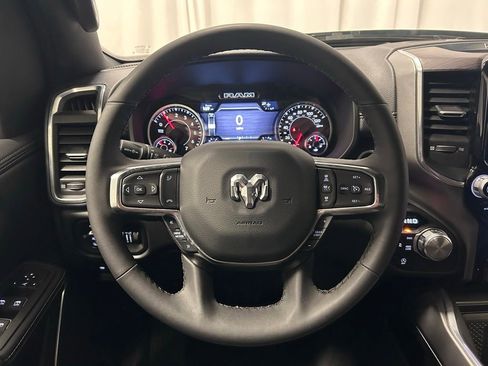 Used 2025 RAM 1500 Laramie w/ Sport Appearance Package AWD/4WD image 9