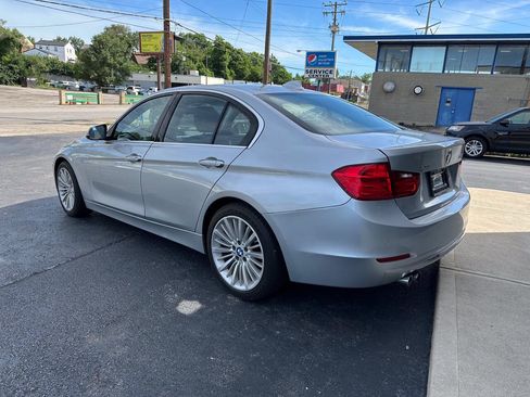 Used 2015 BMW 328i xDrive Sedan AWD/4WD image 2