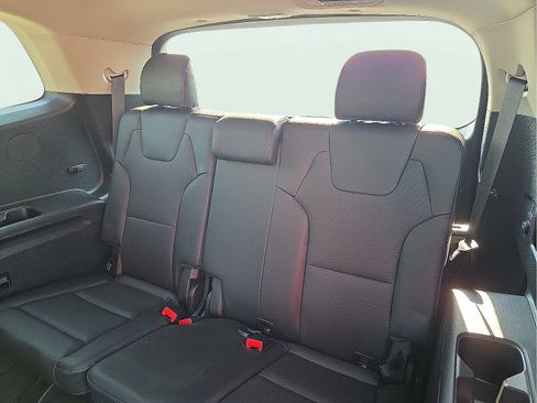 Used 2023 Kia Telluride EX w/ EX Captain's Chair Package FWD image 10