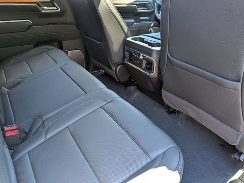 Used 2024 GMC Sierra 1500 Denali w/ Denali Reserve Package AWD/4WD image 29