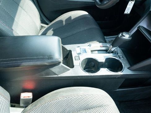 Used 2016 GMC Terrain SLE image 42