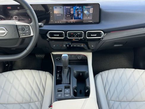 New 2026 Nissan Sentra SL w/ Floor Mat Package FWD image 3