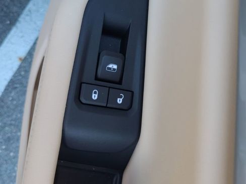 New 2025 Jeep Grand Cherokee Limited w/ Luxury Tech Group II image 20