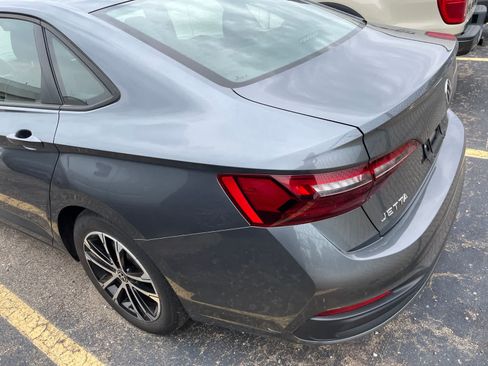Used 2023 Volkswagen Jetta Sport FWD image 8
