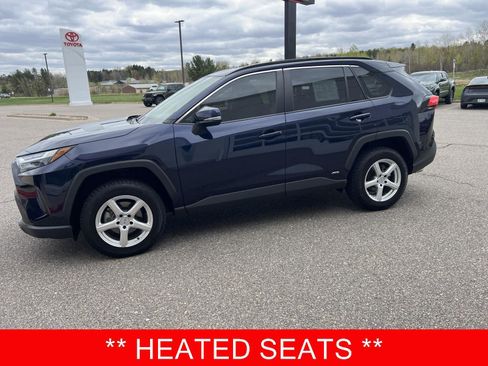 Used 2023 Toyota RAV4 XLE w/ Convenience Package AWD/4WD image 3