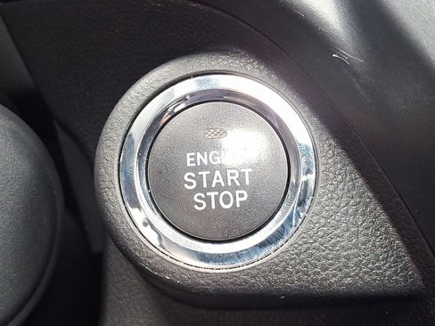 Certified 2025 Subaru Forester Limited image 26