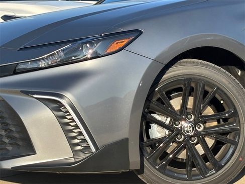 New 2026 Toyota Camry SE w/ Convenience Package image 3