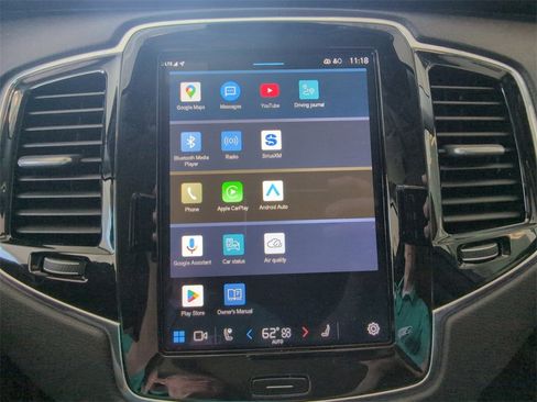 Used 2025 Volvo XC90 B6 Plus image 24