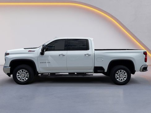 Used 2024 Chevrolet Silverado 2500 LTZ w/ LTZ Plus Package AWD/4WD image 6