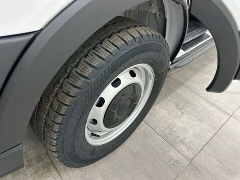 New 2026 Ford Transit 250 148 Medium Roof image 38