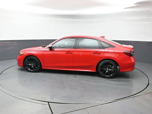 Certified 2025 Honda Civic Sport image 3