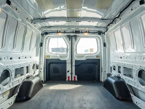 Used 2015 Ford Transit 350 148 Low Roof RWD image 32