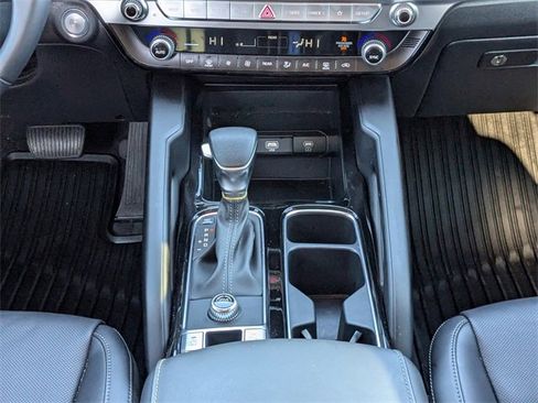 Used 2025 Kia Telluride LX image 20