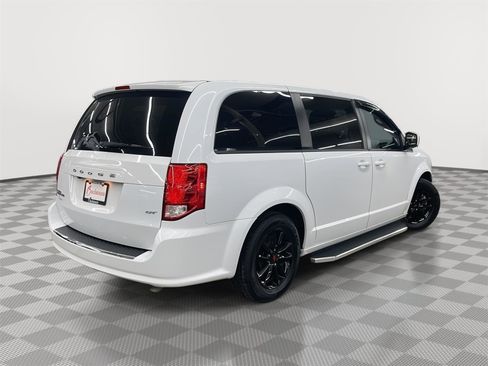 Used 2020 Dodge Grand Caravan GT image 6