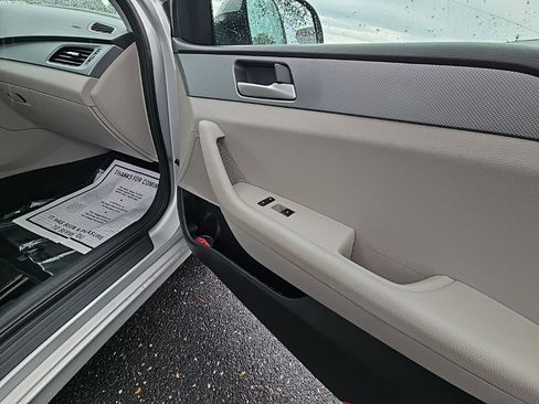 Used 2018 Hyundai Sonata SE image 49