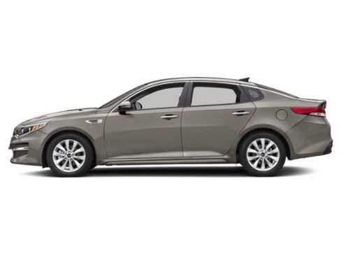 Used 2018 Kia Optima LX w/ 17" Alloy Wheels Package FWD image 2
