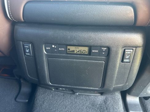 Used 2015 INFINITI QX80 Limited w/ All Season Package image 24