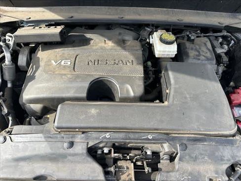 Used 2017 Nissan Pathfinder Platinum w/ Family Entertainment Package image 31