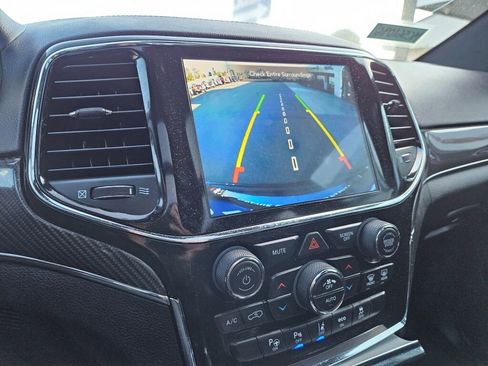 Used 2021 Jeep Grand Cherokee SRT image 31