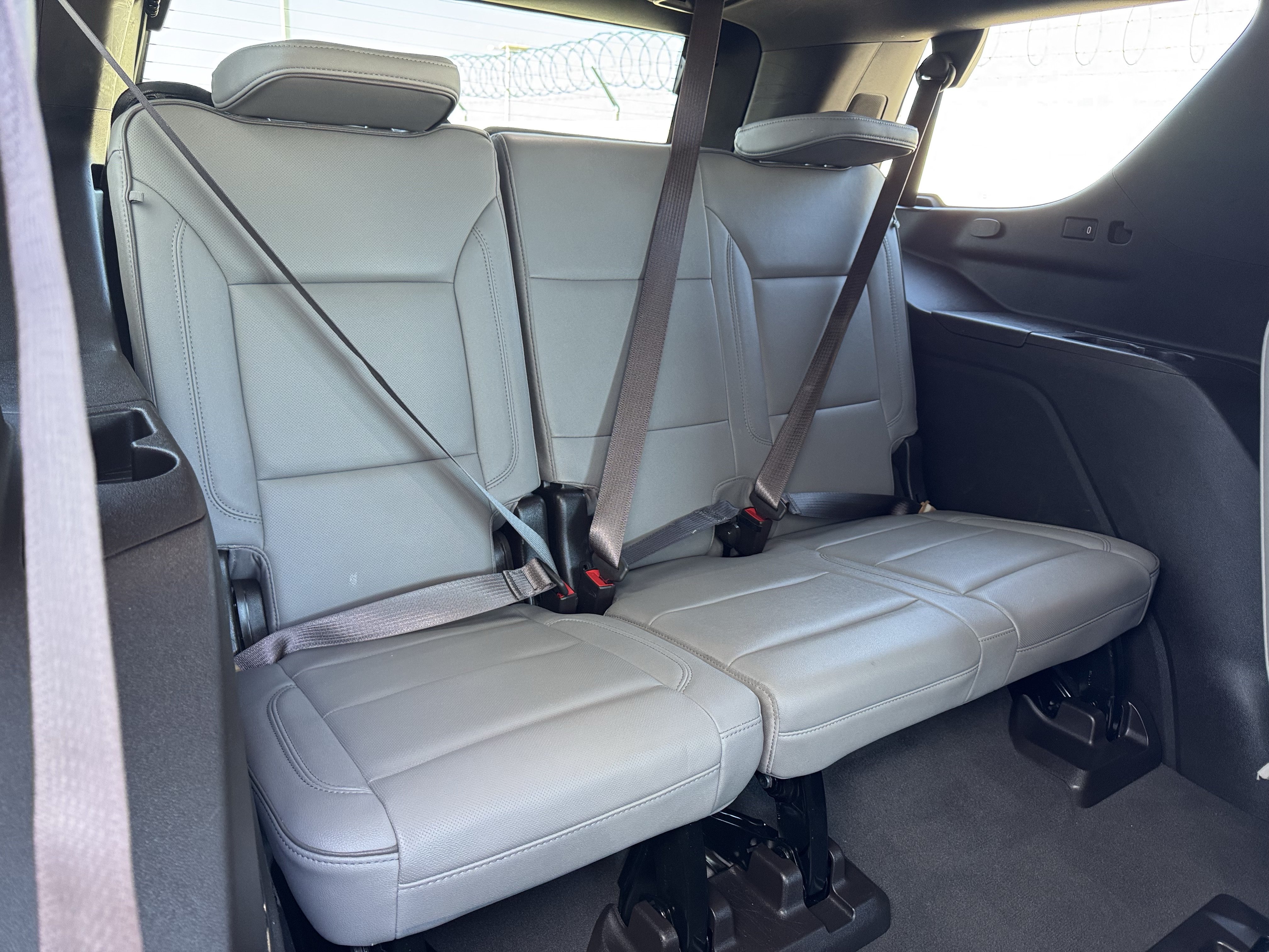 Certified 2022 GMC Yukon SLT w/ SLT Luxury Package RWD image 22