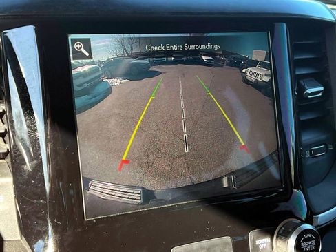 Used 2019 RAM 1500 Big Horn image 33