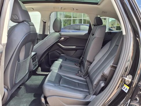 Used 2023 Audi Q7 3.0T Premium Plus w/ Premium Plus Package AWD/4WD image 22